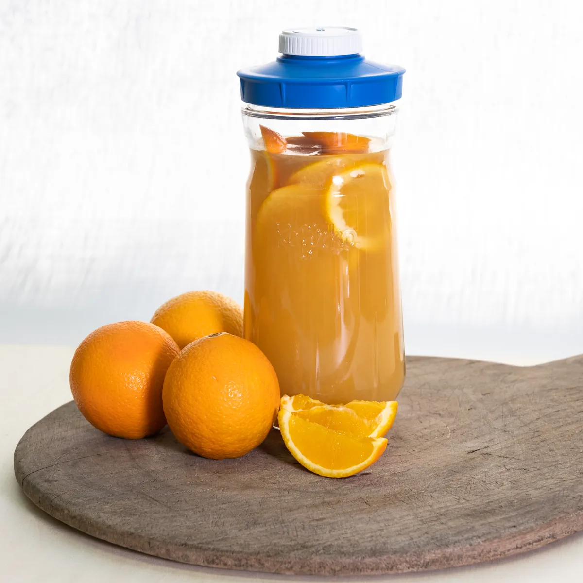 Zweite Fermentation mit Orange in der KefirKo Vorratsflasche